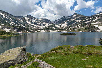 Fototapeta na wymiar Landscape of Popovo Lake, Pirin Mountain, Bulgaria