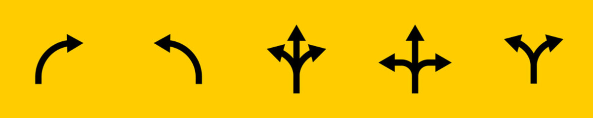 Conjunto de icono de flecha negro. Concepto de señales de transito. Vía, carril, carretera, calle. Direcciones. Ilustración vectorial