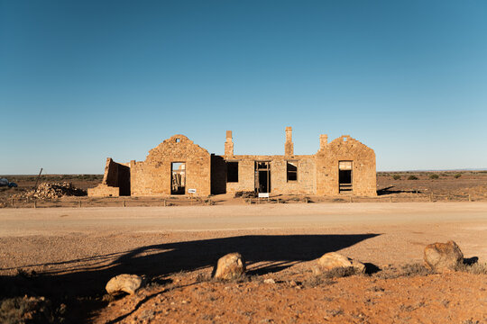 historic outback stone buildings