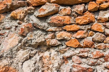 Wall made of natural stone