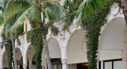 Fassade in der Downtown von West Palm Beach am Atlantik, Florida