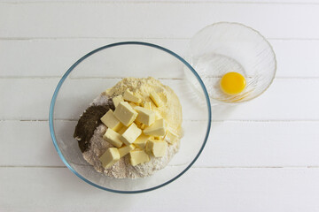 Knead dough step by step process glass bowl