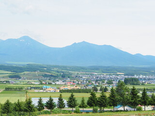 Fototapeta na wymiar 北海道の絶景 上富良野町の風景