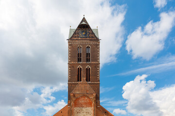Turm der Marienkirche Hansestadt Wismar in Mecklenburg Vorpommern Innenstadt Wismarer Architektur...