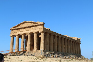Obraz premium シチリア島のアグリジェントのコンコルディア神殿