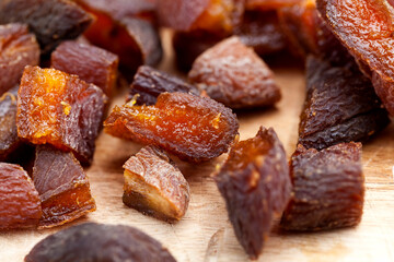 sliced dried apricots, dried naturally