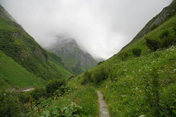Iseltrail Hochgebirgs-Etappe: Wanderung zur Clarahütte von Prägraten
