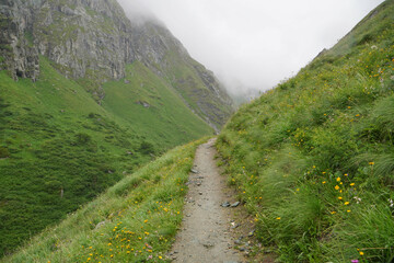 Iseltrail Hochgebirgs-Etappe: Wanderung zur Clarahütte von Prägraten