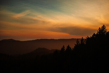 Obraz premium sunset in the mountains