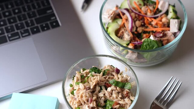 healthy lunch image in office with computer