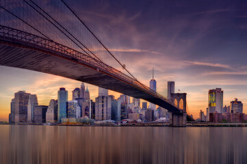 Fototapeta na wymiar New York City Skyline and the Brooklyn Bridge