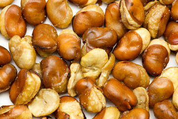 白背景のフライビーンズ