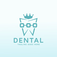 Obraz premium dental vector logo design with crown icon