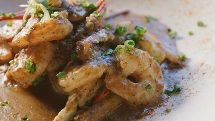 Seasoned crab claws and shrimp