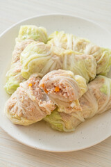 Minced Pork Wrapped in Chinese Cabbage or Steamed Cabbage Stuff Mince Pork