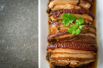 Steam Belly Pork With Swatow Mustard Cubbage Recipes or Mei Cai Kou Rou