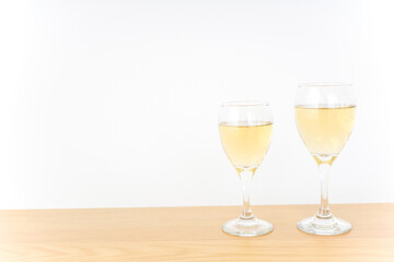 ワイングラス・シャンパンイメージ