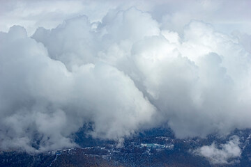 Лыжно-биатлонный комплекс «Лаура» под грандиозными облаками