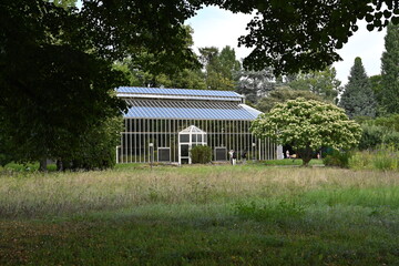 glass house in palmengarten frankfurt in summer