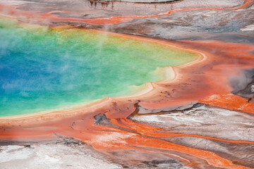 Grand Prismatic Spring in Yellowstone national park