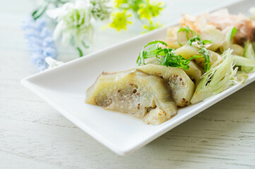 白なすの蒸し焼き