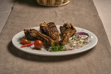 Grilled pork ribs with vegetables