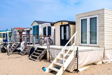 Foto op Aluminium Beach houses on the beach of Wijk aan Zee, Noord-Holland Province, The Netherlands © Holland-PhotostockNL