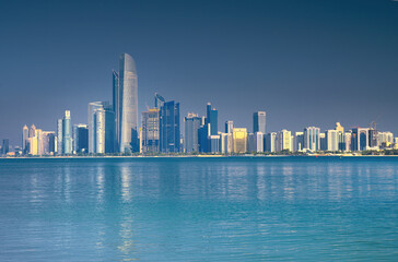Fototapeta premium Abu Dhabi city skyline and skyscrapers - United Arab Emirates
