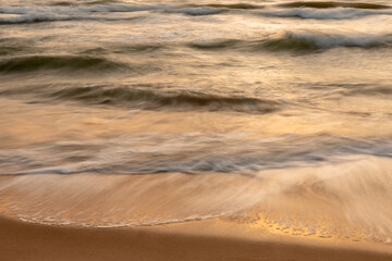 Sea waves in long exposure 