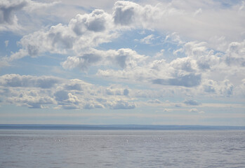 Naklejka na ściany i meble sky and clouds overt the sea