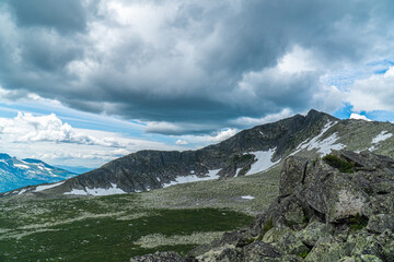 a trip to the celestial teeth in the summer