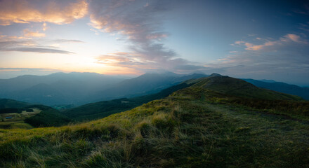 Obraz premium sunset in the mountains