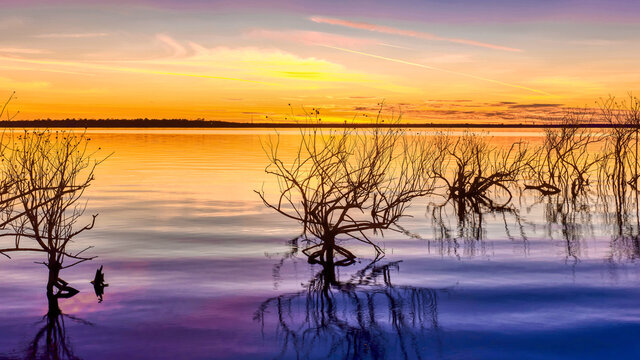 suset reflecting on water.