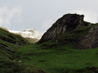 Iseltrail Hochgebirgs-Etappe: Morgenstund hat Gold im Mund
