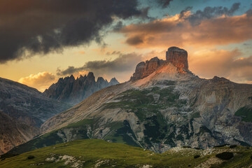 Dolomity o zachodzie słońca Włochy Alpy  © Sebastian