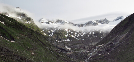 Iseltrail Hochgebirgs-Etappe: Von der Clarahütte zum Gletscher