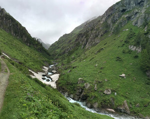 Iseltrail Hochgebirgs-Etappe: Wanderung zur Clarahütte