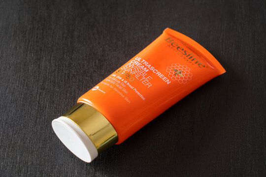 DOHA, QATAR - AUGUST 14, 2021: Beesline Apitherapy Ultra Screen Cream Invisible Sun filter 60ml.