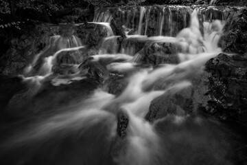 Wasserfall Bad Urach Uracher Wasserfall Baden-Württemberg Deutschland Graustufen schwarz weiß...