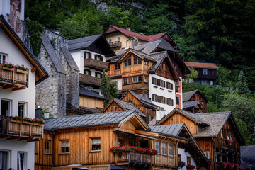 Fototapeta na wymiar The amazing houses of Hallstatt in Austria - travel photography