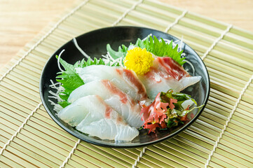 鯛の刺身
