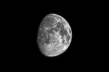 der Mond
