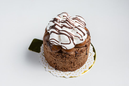 brownie con merengue y chocolate
