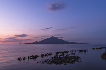 夜明けの利尻富士