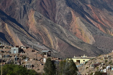 Jujuy, lugar donde el color del cielo resalta las montañas