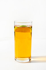 iced tea with fresh llime