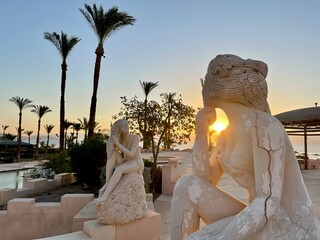 statue & the sunrise