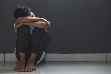 Parents left the boy To stay home alone she is very poor