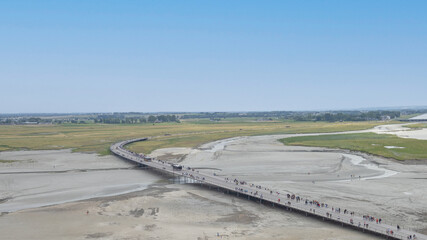 pont du Mont Saint-Michel en été