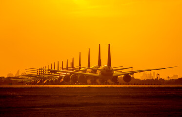 Naklejka premium Sunset at Suvarnabhumi International Airport